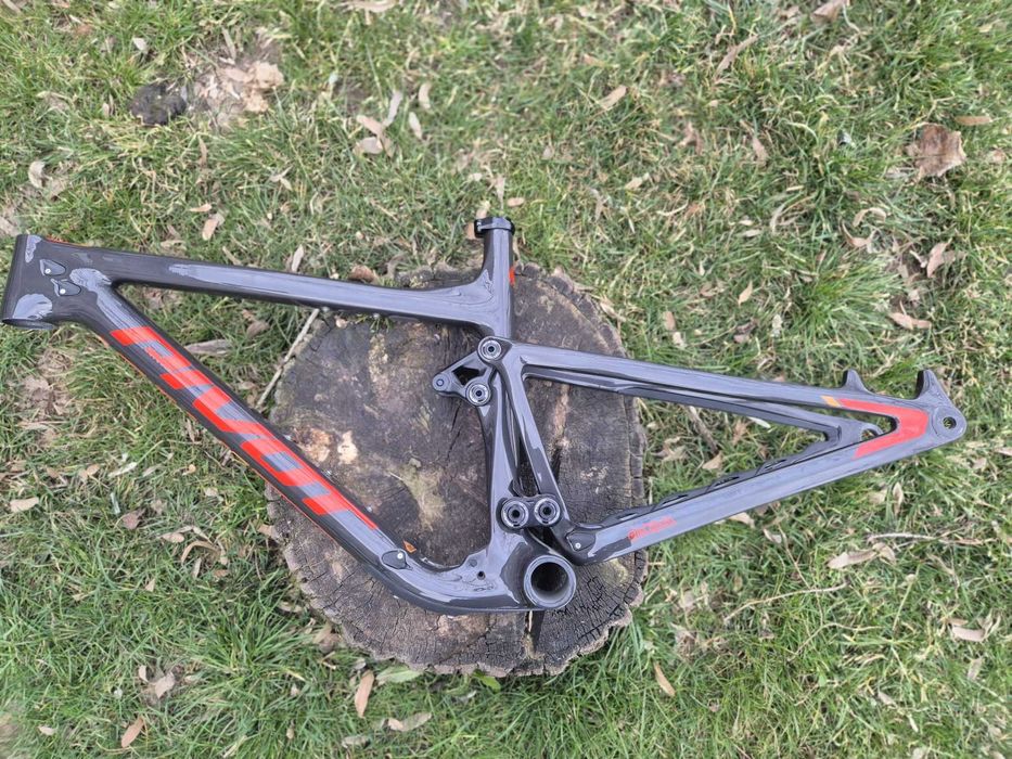 Cadru Bicicleta Full Suspension Pivot Mach 4 SL Carbon Marimea M Nou