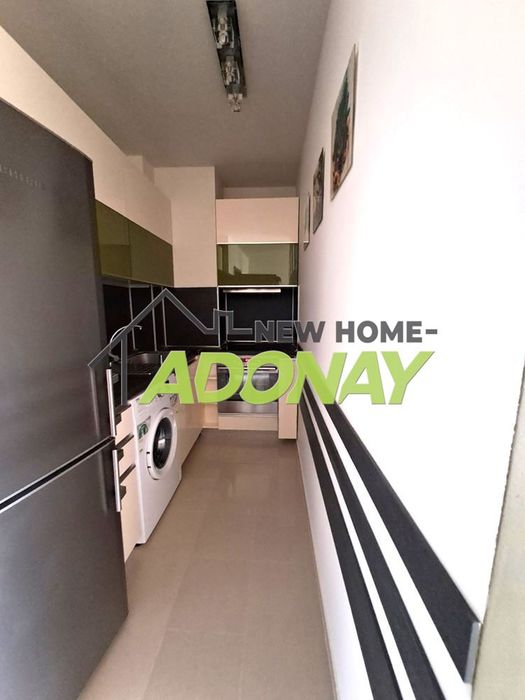 Продава се Тристаен апартамент в Пловдив, Христо Смирненски - 80 кв.м за 1963 €/кв.м - Снимка #2