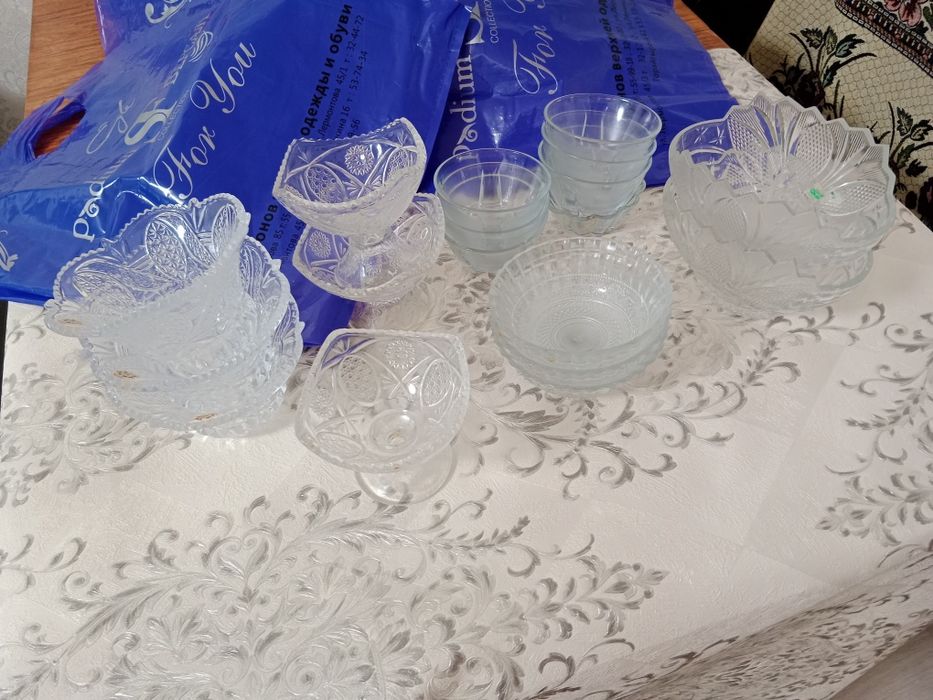 Салатницы и конфетницв