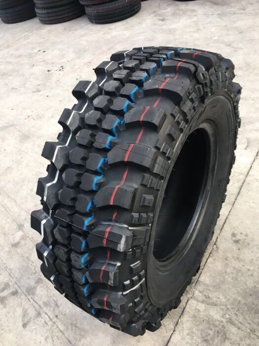Anvelope Off Road 235/70 r16 Simex cramponate