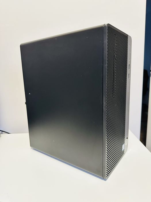 Unitate HP ProDesk 400 G4 I7-7700 8GB DDR4 256 SSD Win 10 Pro OEM