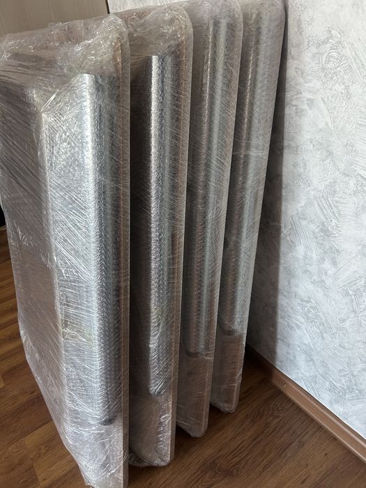 Продам кухонный  стол