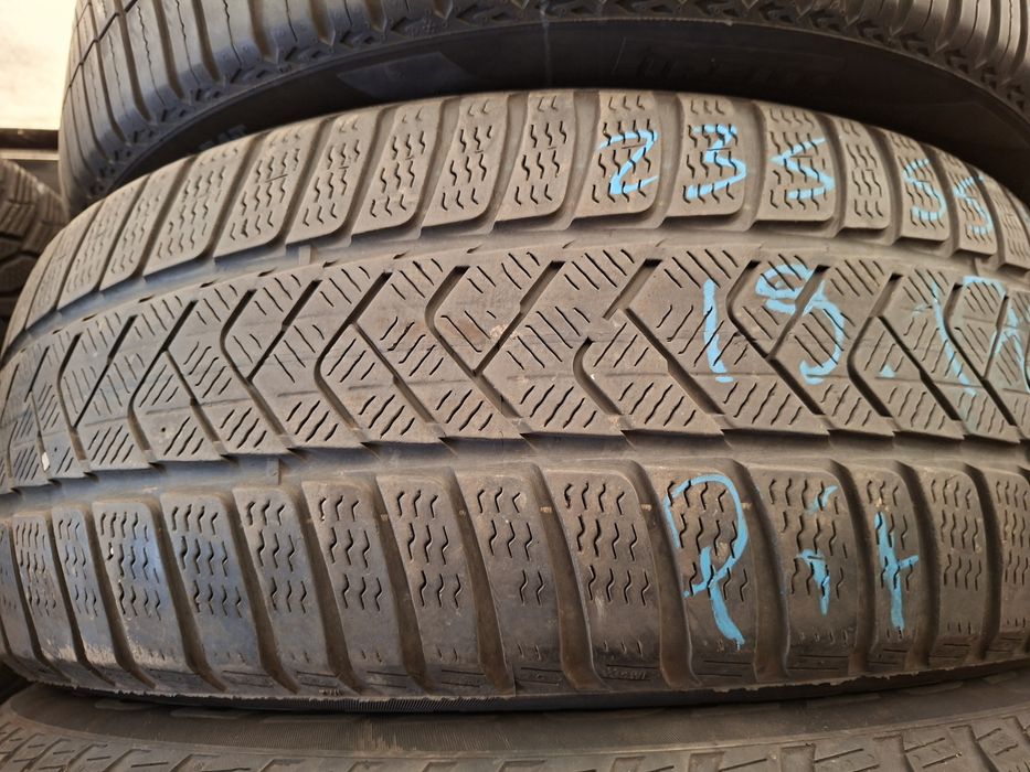 4 anvelope 235/55 R18 Pirelli