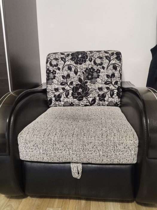 Продам кресло в хорошем состояние