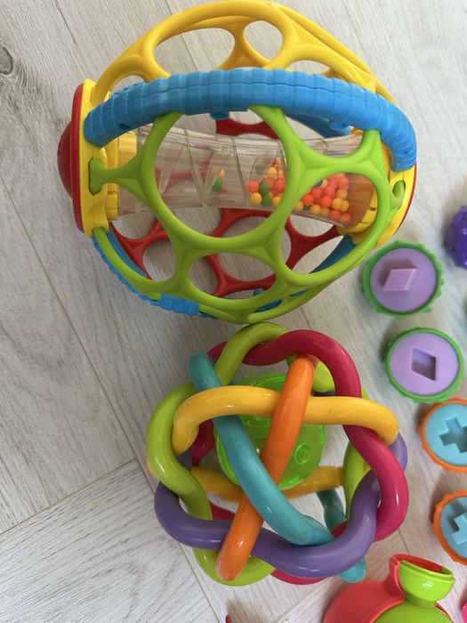 Детские развивающие игрушки