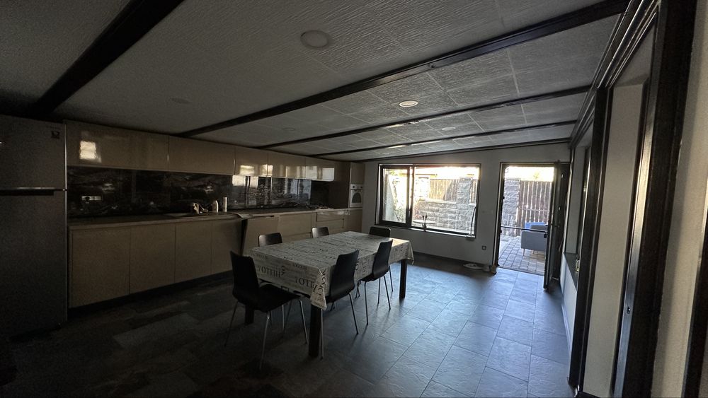 Apartament 4 camere | 2 băi | Curte | 2 locuri de parcare | Intrare separată | Chiajna