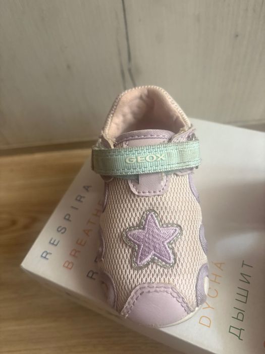 Сандали Geox за момиче 19 номер