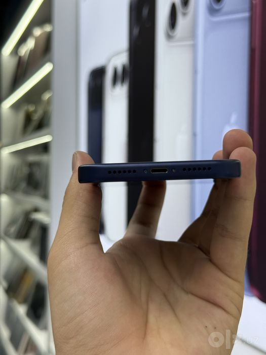 Iphone14pro max 17pro max korpusiga takilgan!
