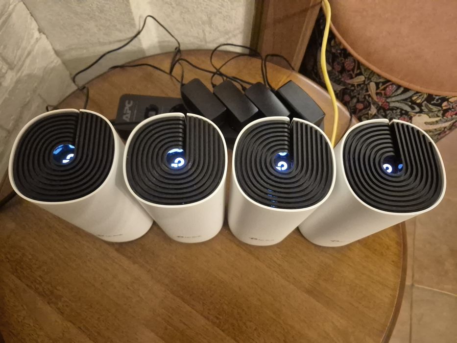 TP-Link Deco M4 Mesh Wi-Fi Система (4 pack)