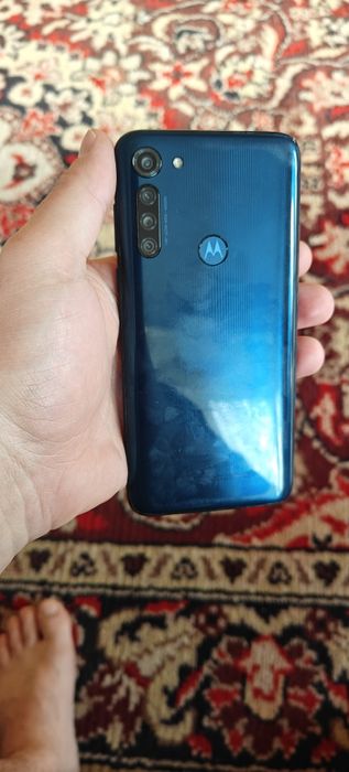 Huawei p30 lite și Motorola g8 power