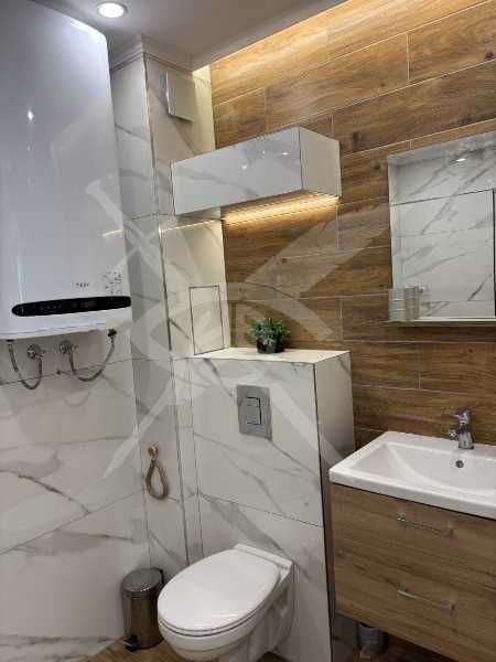 Дава се под наем Двустаен апартамент в Асеновград - 78 кв.м за 448.8 € - Снимка #5