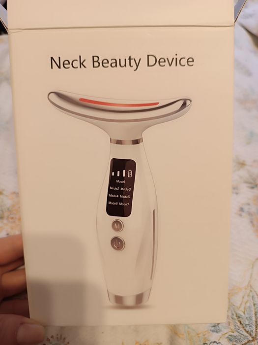 Масажор за лице/ neck beauty device
