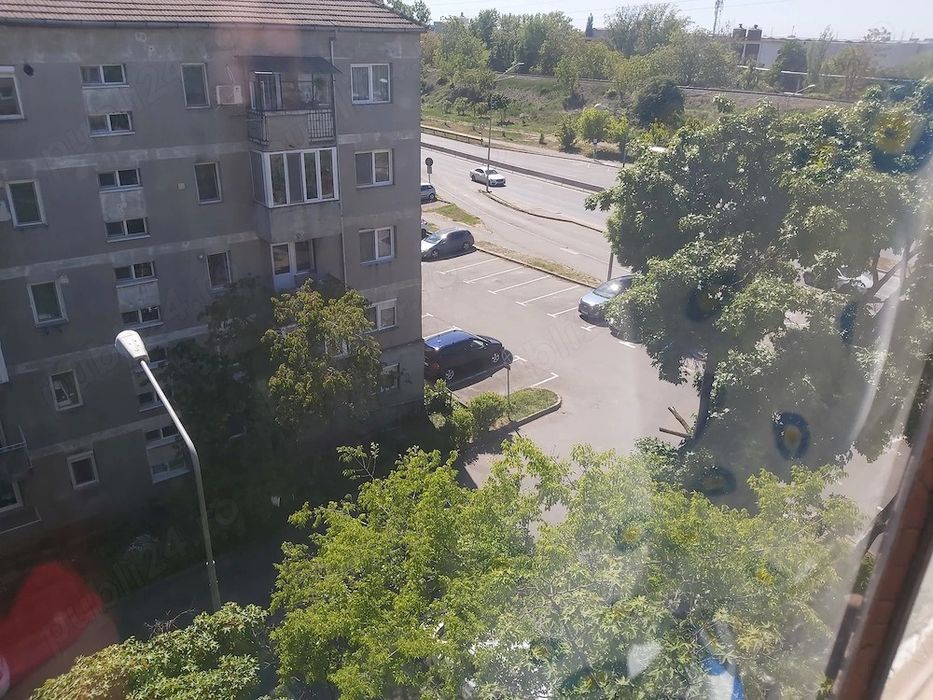 Apartament 2 camere Rogerius de vanzare