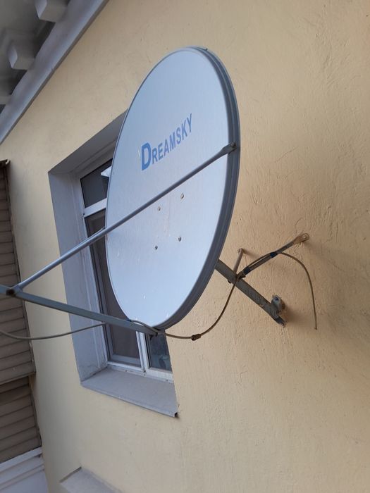 Спутниковая антенна