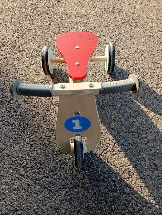 Дървена триколка да деца от 1 до 3 години