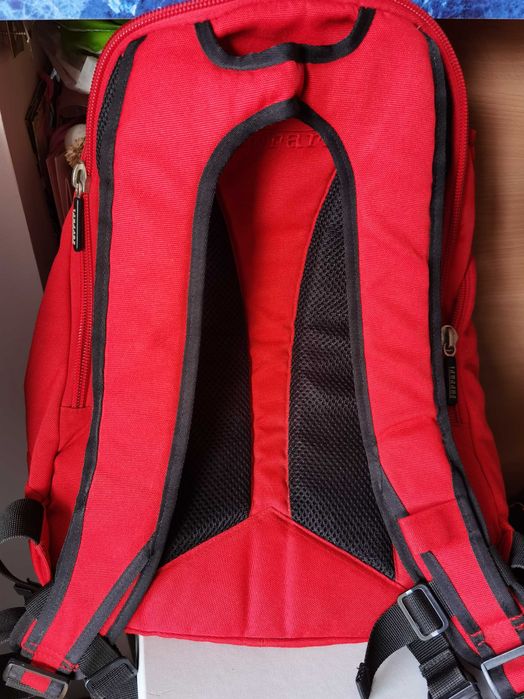 Rucsac Ferrari cu buzunar pentru laptop