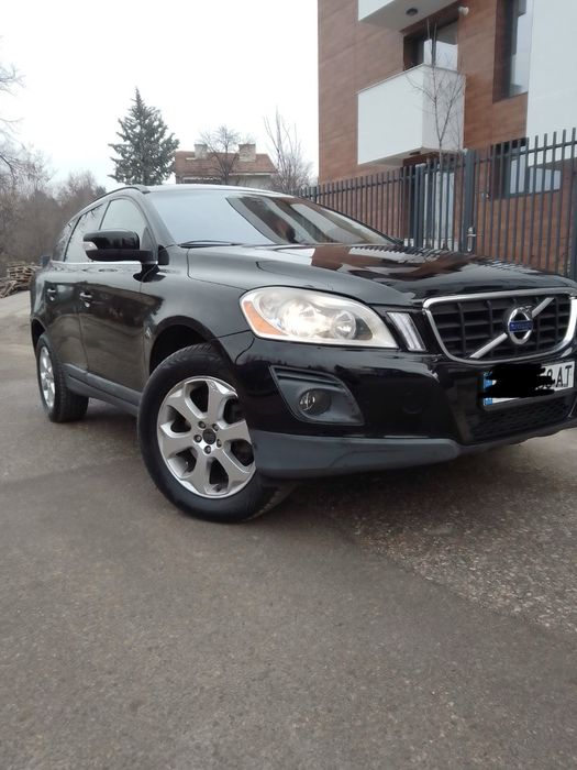 ВОЛВО XC60  дизел 2009 г. В ДВИЖЕНИЕ, кара се ежедневно!