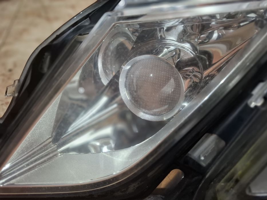 Ляв фар Мерцедес W212  2009/  2013 Би ксенон