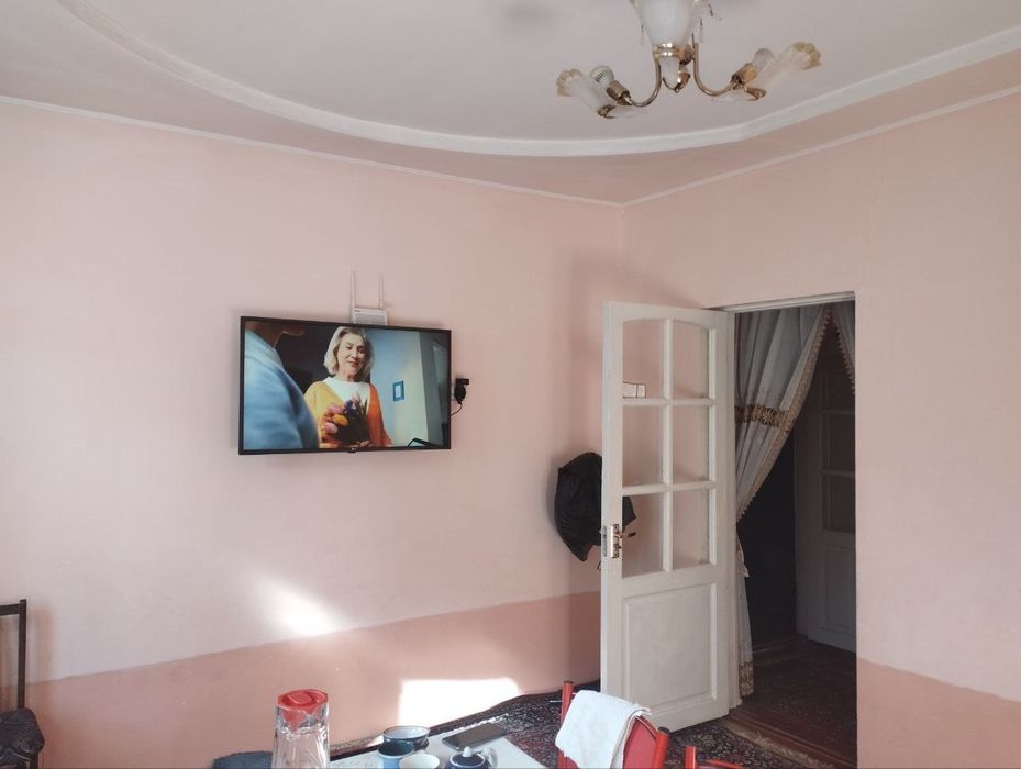 Срочно продаётся дом 1,8 сот вдоль дороги под бизнес Домбрабад 5 ком