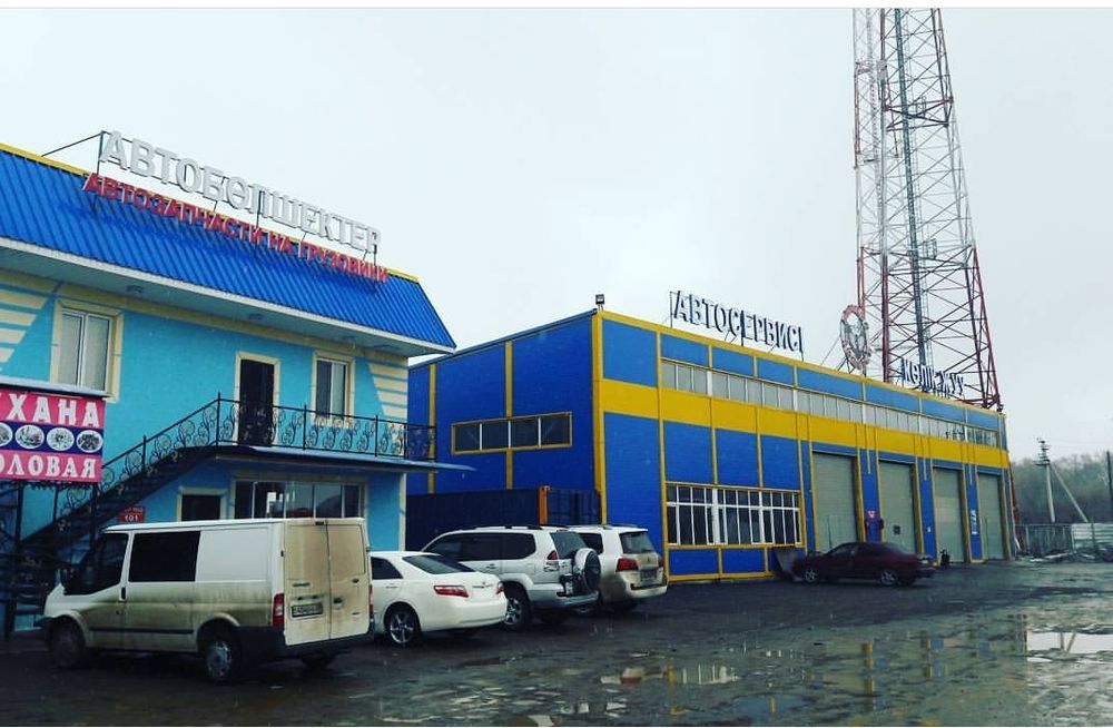 Сдам в аренду боксы , склады !