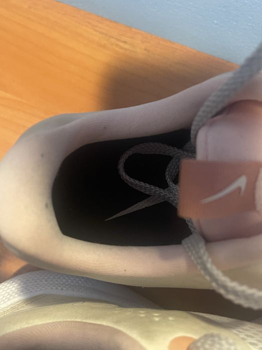 Nike react , marimea 40