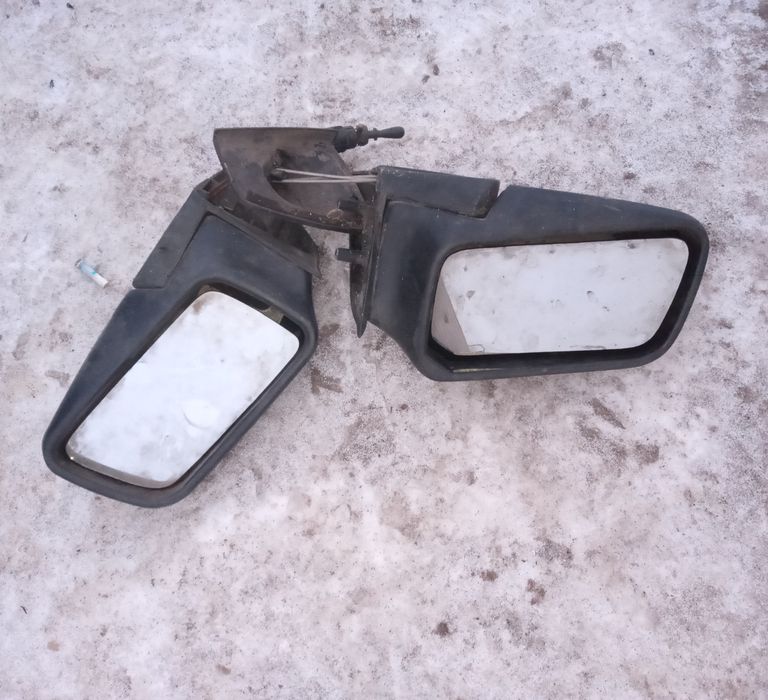 Ваз 2114 айнасв бар 2 парымен сатылсды.