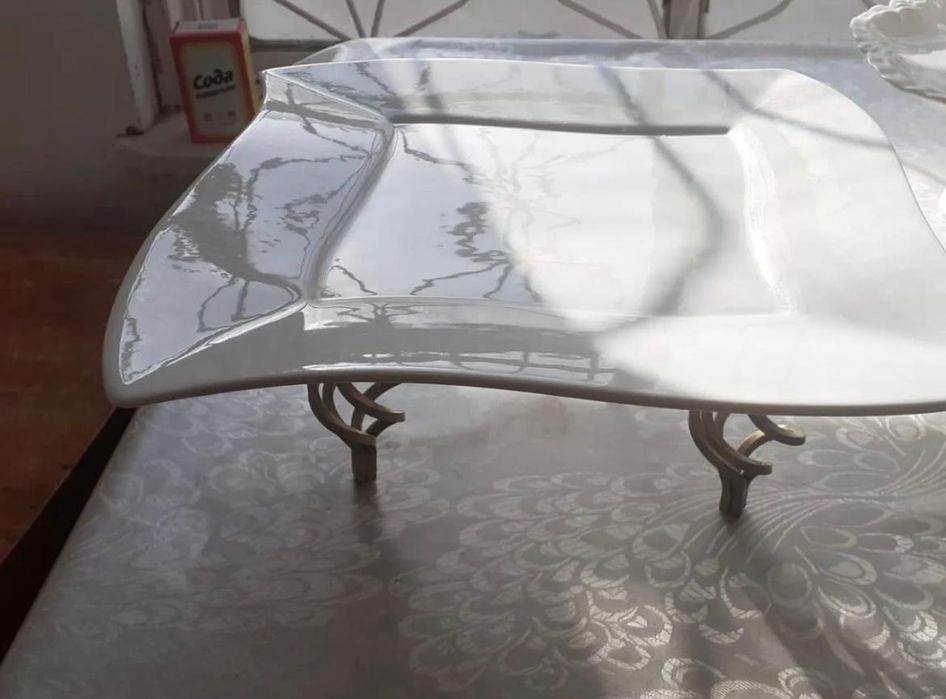 Продам посуду в отличном состоянии