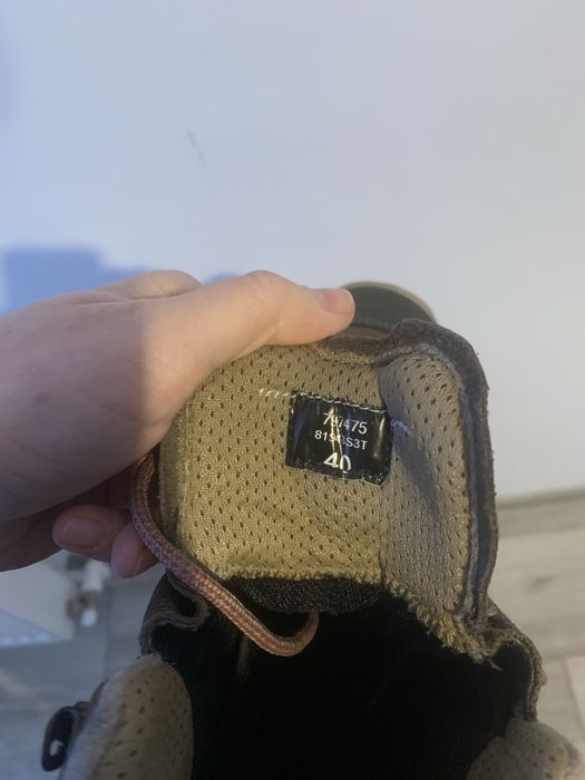 Ghete / Bocanci dama Quechua, waterproof, marimea 40, potriviti la 39