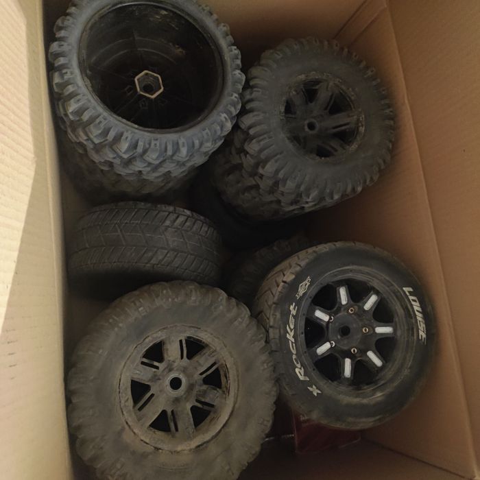 X Maxx S8 Masina RC Mare cu telecomandă cu Remorcă multe accesorii