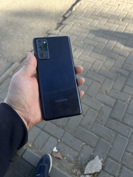 Продам Galaxy S20 Fe
