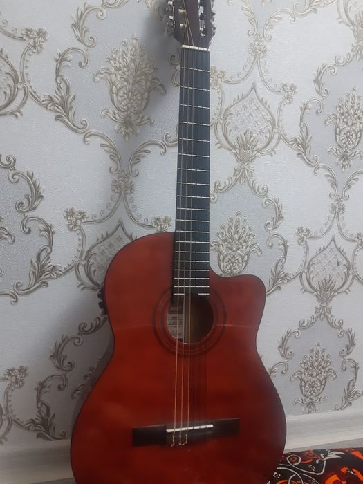 Gitara classic Ashton 39 razmer OBMEN Yamaha c40 hech qanqa aybi yoq