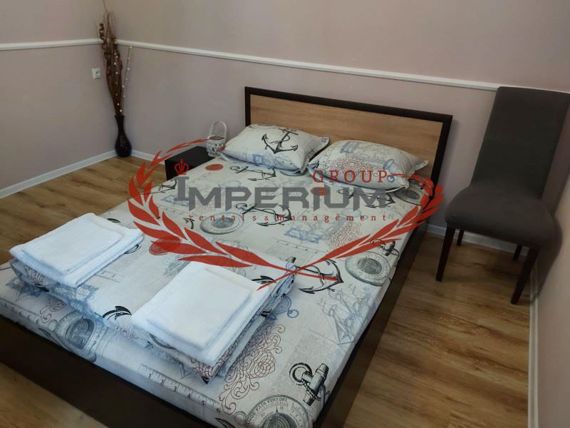 Дава се под наем Тристаен апартамент в Варна, Гръцка махала - 75 кв.м за 510 € - Снимка #6