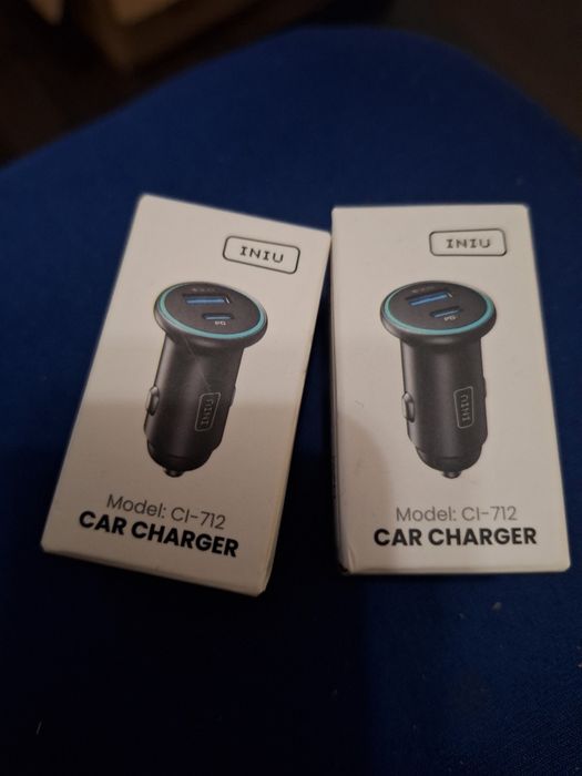 Încărcător USB auto