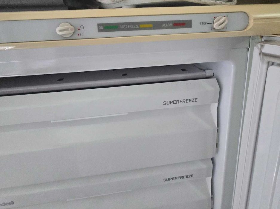 Фризер Indesit Tropical – напълно работещ, запазен