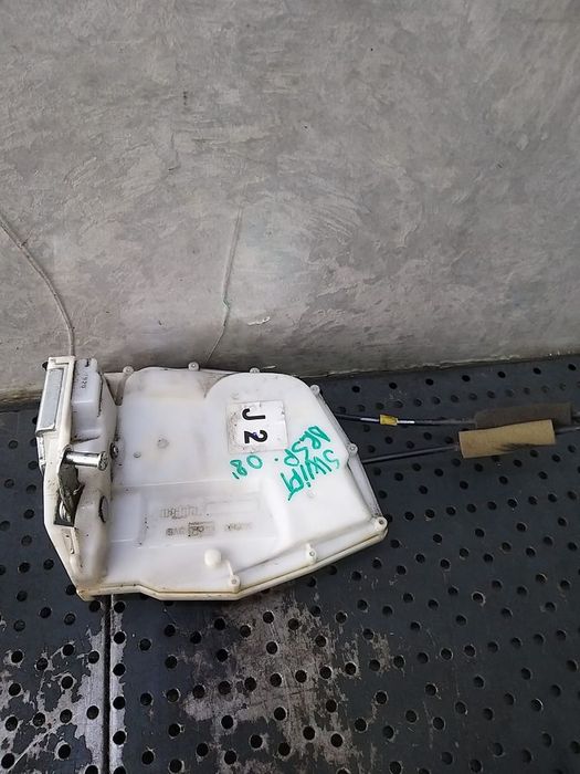 Broasca usa dreapta spate suzuki swift 2008