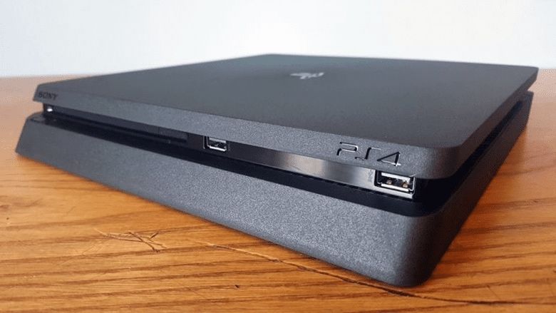 Playstation 4 slim 500 gb versiya 6.72