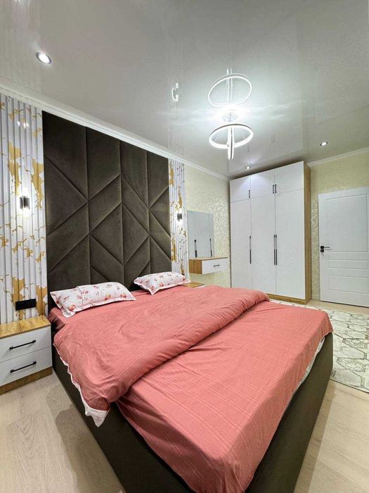 Сдается в аренду 3 комнатная 78кв м квартира, метро МирзоУлугбек 3/7/9