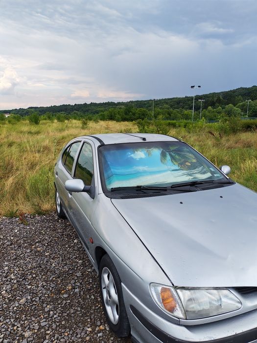 Renault megane 1998г.