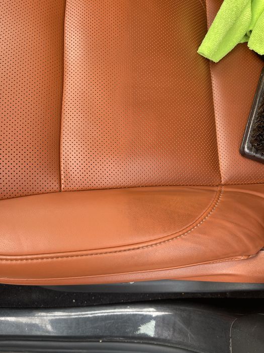 Выездная хим чистка авто