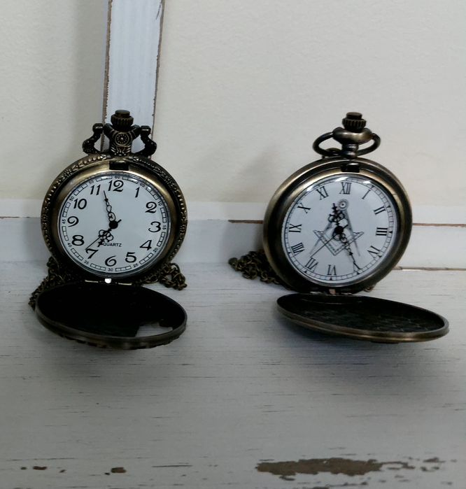 Кварцов джобен часовник