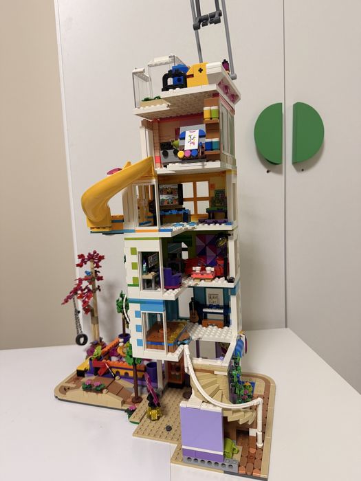 Lego -Orasul Heartlake Centrul Comunitar