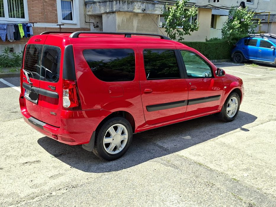 Dacia Logan Mcv 2010 euro 4 proprietar 5 locuri 1.5 dci full impecabila