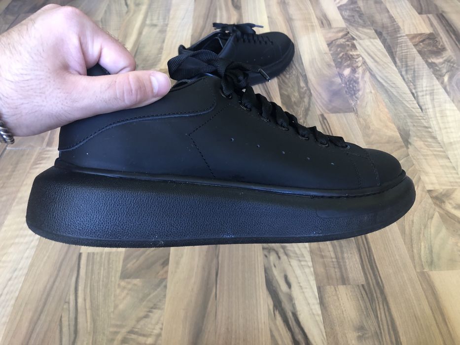 Спортно елегантни обувки 43 номер