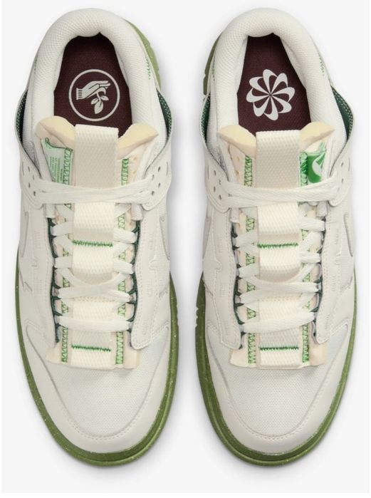 Кроссовки Nike Dunk бежевый белый, зеленый  оригинал