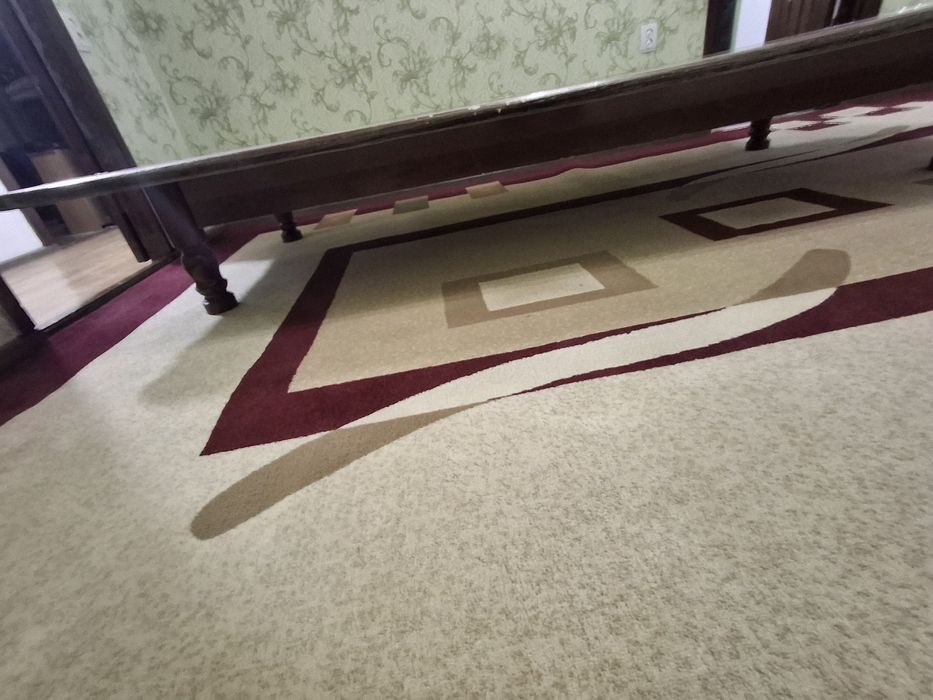 Stol sotiladi yaxshi