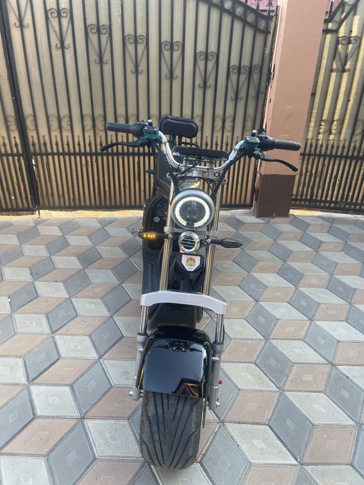 Vand scuter electric