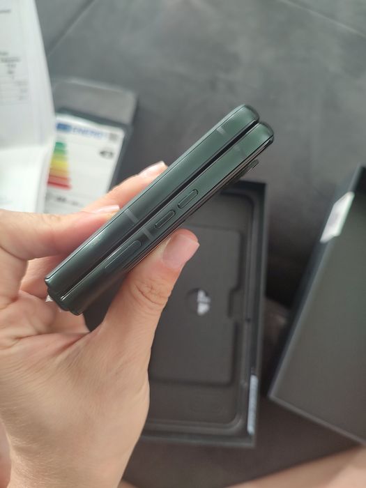 Motorola Razr 60 ULTRA 512gb