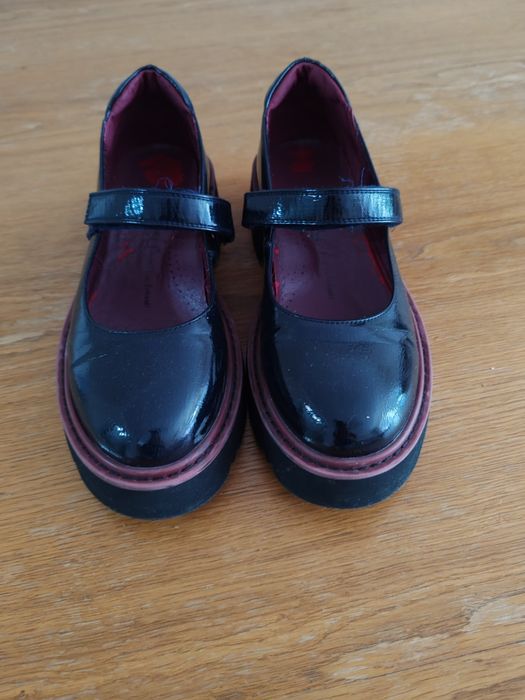 Туфли  33,34,37 размера