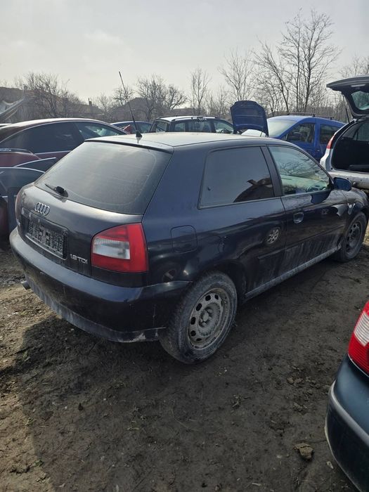 Ауди а3 1.9 110 на части