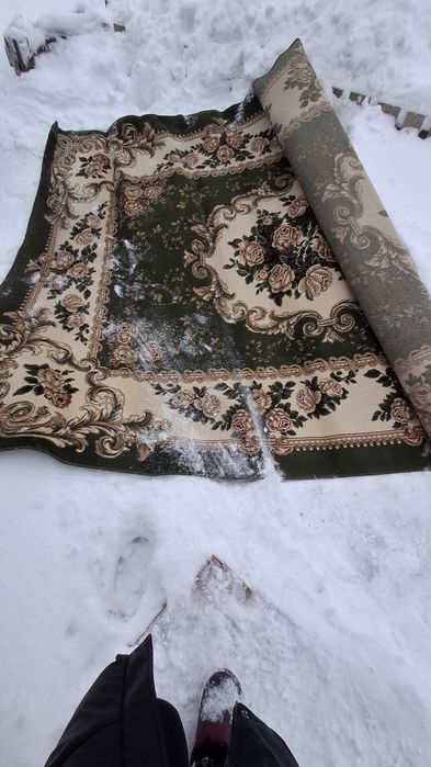 Продам ковры б/у